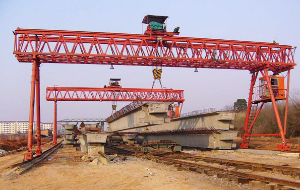 龍門(mén)吊軌道安裝要求有哪些?龍門(mén)吊軌道安裝都需要遵循哪些要點(diǎn)?